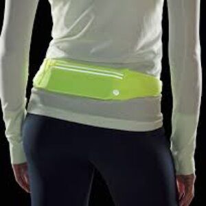 Lululemon running belt
